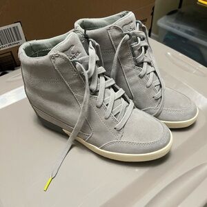 Sorel Wedge Sneakers - size 7.5, never worn